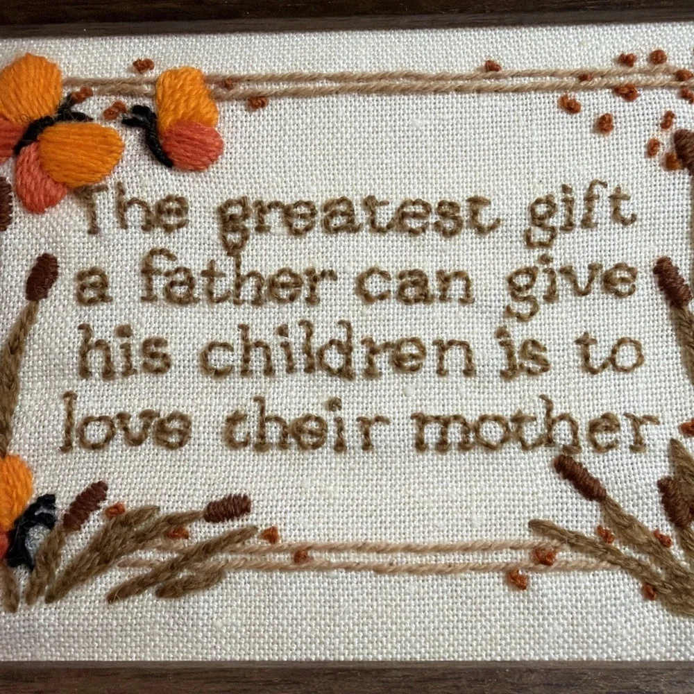 Vtg Framed Crewel 1970's 